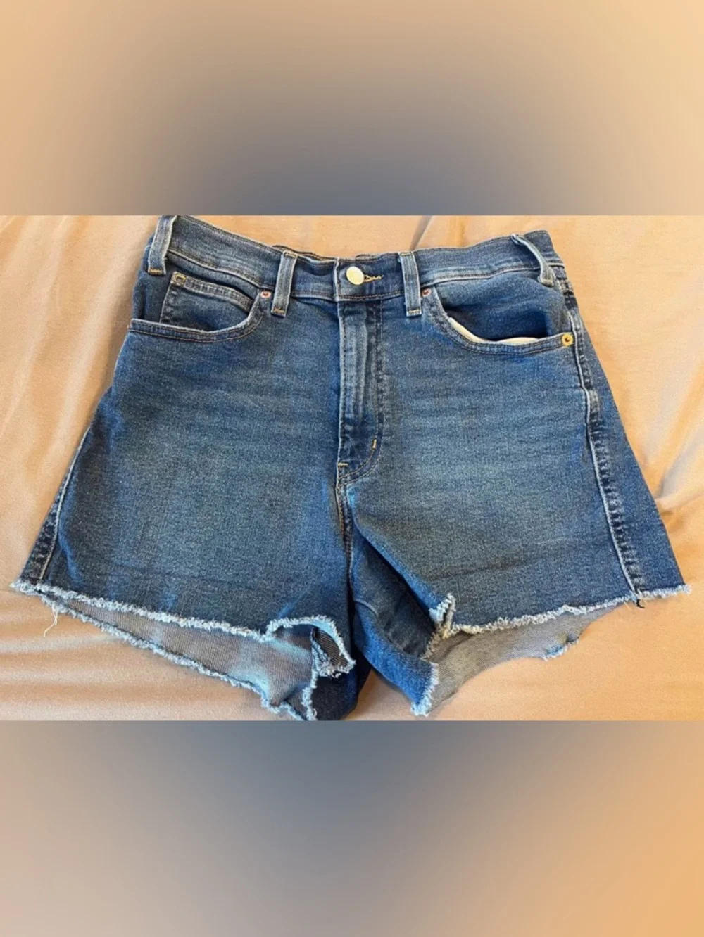 Size 8- Levi's heritage high waist denim shorts- 
